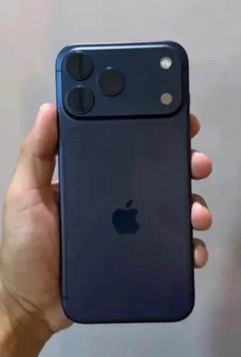 iPhone 17 pro max
