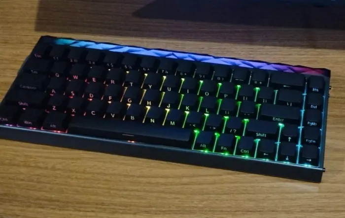 Teclado Magnético - Aula Hero 68 AIR