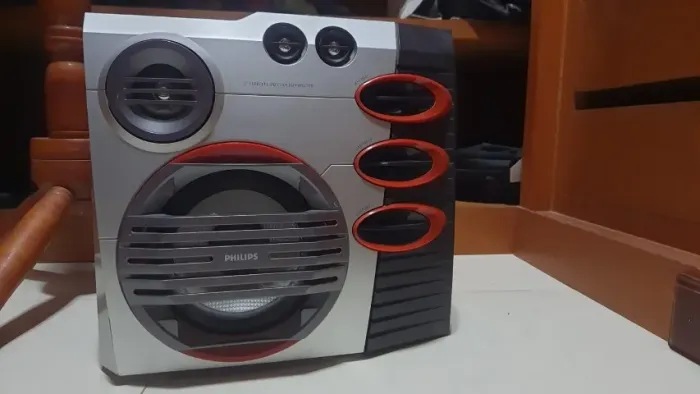 caixa de som phillips FWB - M589