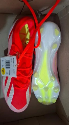 PROMOÇÃO Vendo chuteira adidas profissional