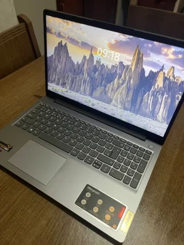 Notebook Lenovo IdeaPad 3 Ryzen 5 5500U | 8GB RAM | SSD 256GB
