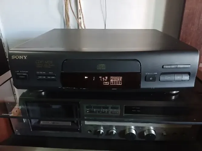 Toca cd Sony CDP-M28 com controle remoto original