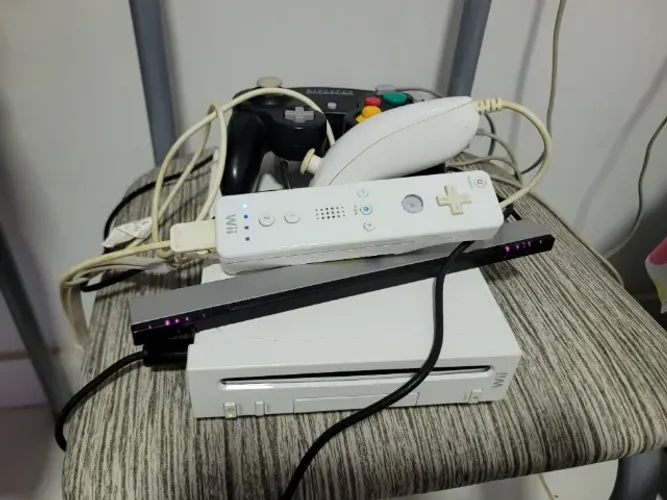 Nintendo Wii Completo Com Mario Kart Original E Controle Game Cube
