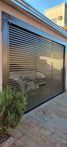 Portão Basculante 4.00 x 2.50 reforçado semi novo
