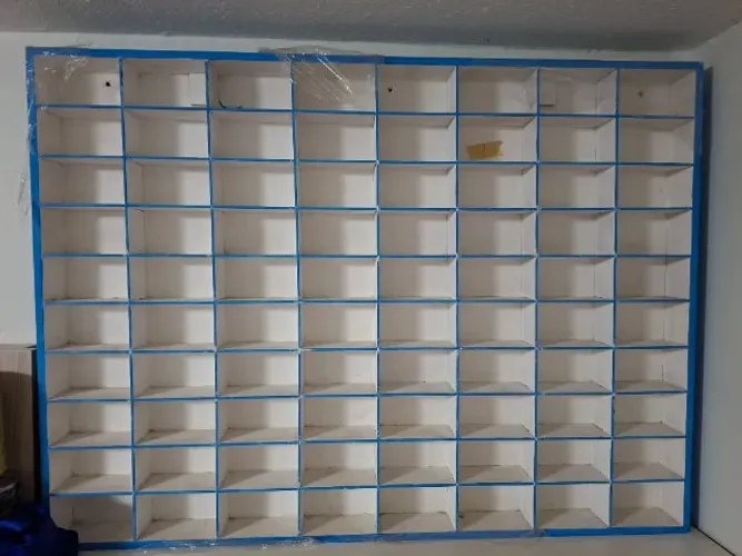 Expositor de carros em miniaturas 