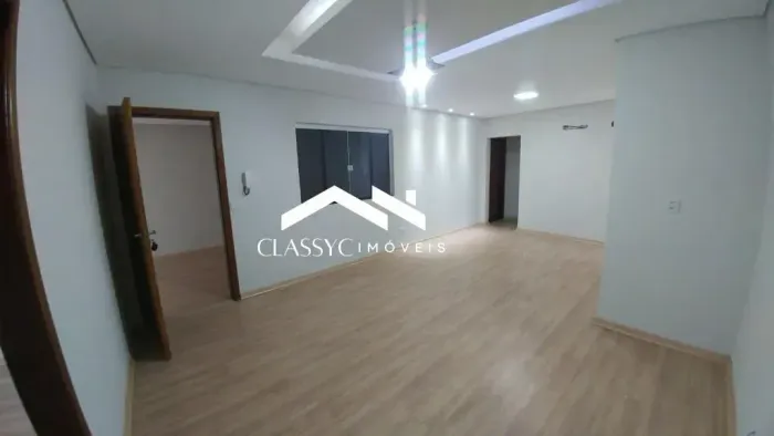 Imóvel Comercial em Uberlândia (Fundinho)  147 m², 6 Salas, Terraço com Churrasqueira.