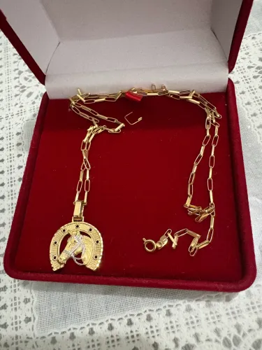 Cordão tijolinho em ouro 18k