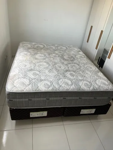 Cama Queen completa !