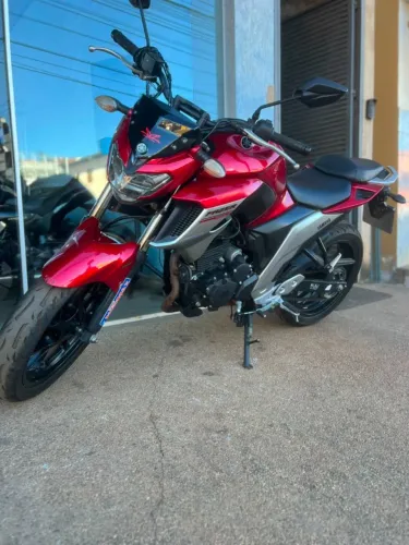 Yamaha FAZER 250 ABS FLEX Muito nova! Baixo km!
