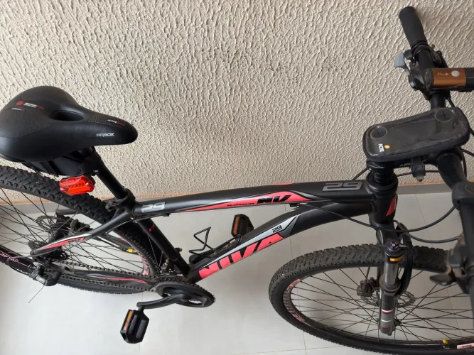 Bicicleta Moutain Bike