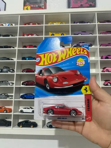 Hot wheels Ferrari Dino