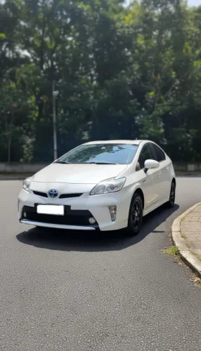 Toyota Prius Hybrid 1.8 16V 5P Aut. 2015