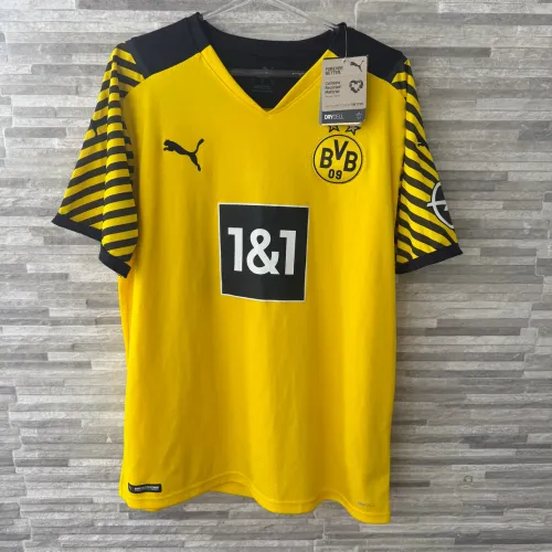 Na etiqueta- Camisa do Borússia dortmund