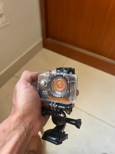 Câmera Action 4K esportiva