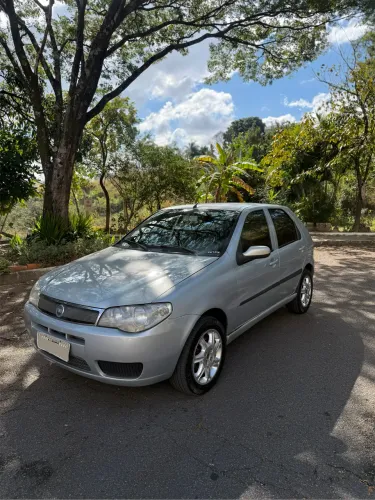 Fiat Palio HLX 1.8 MPI 8V 103cv 4P 2004