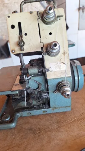 Maquina de Costura
