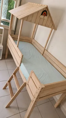 Cama infantil casinha com colchão