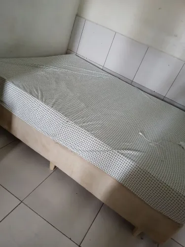 CAMA DE CASAL USADA