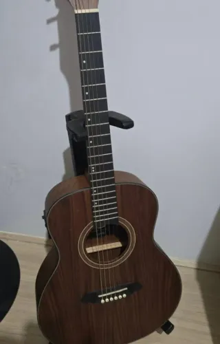 Violão elétrico 