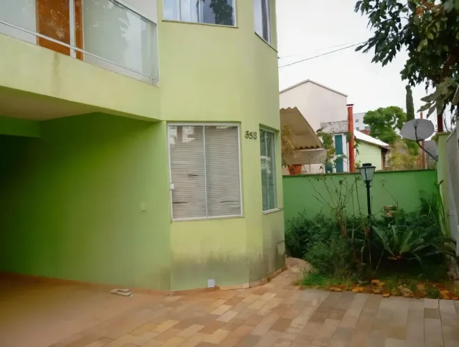 Casa para venda com 361 m² com 4 quartos em Jardim Brasília - Resende - RJ