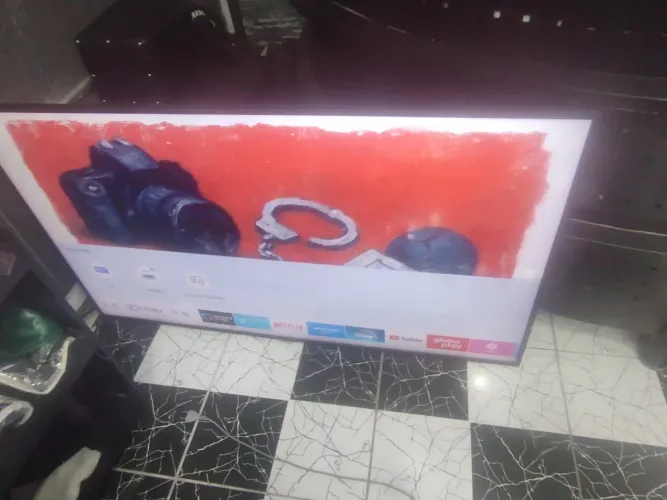Vendo Smartv Samsung 70 polegadas top de linha 4k em estado de nova R$ 2750,00