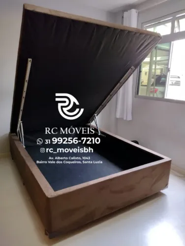 Cama Box Baú Casal Inteiriço 1,38x1,88 - Baú Grande Blindado com Pistão a Gás