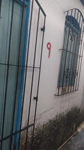 Alugo Casa e KitNet