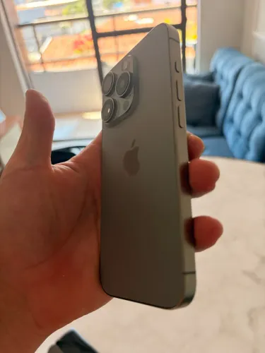 IPHONE 15 PRO DE 256GB