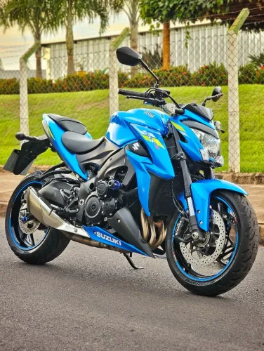 Suzuki GSX-S 1000 | 2022 | 28mil km | Impecável | PPF | Acessórios | Oportunidade