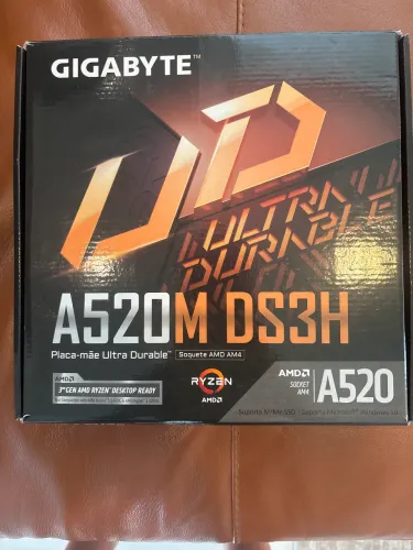Placa-mãe Gigabyte A520M DS3H AMD AM4 - Nova na Caixa
