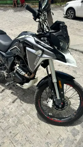 Vendo moto Shineray shi 250 único dono 