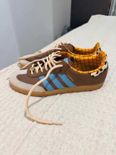 Tênis Samba Toy Story