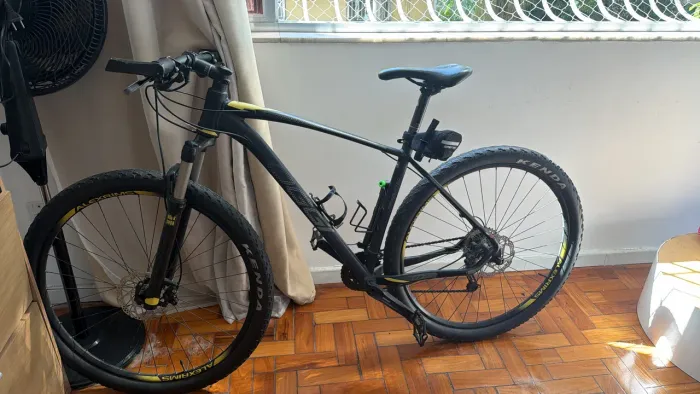 Bicicleta Oggi Big Wheel 7.2 Quadro 19 aro 29 kit Alivio