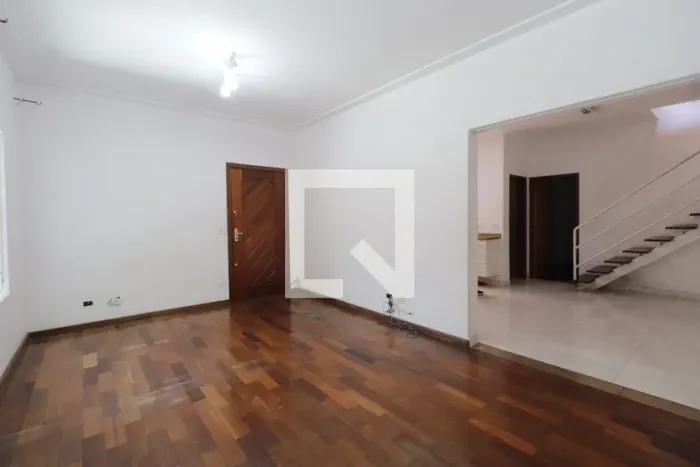 Casa à Venda - Vila Carrão, 3 Quartos, 210 m2