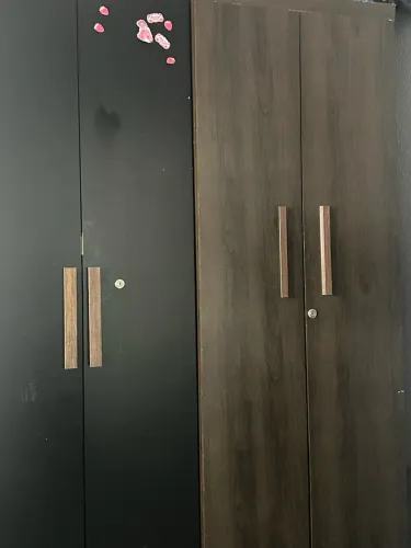 Multiuso serve como guarda-roupa armário e sapateira