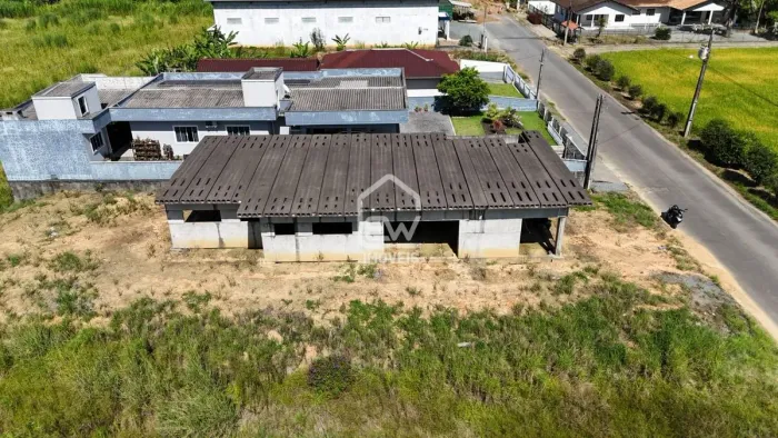 Galpão Comercial com 188m² em Massaranduba, SC