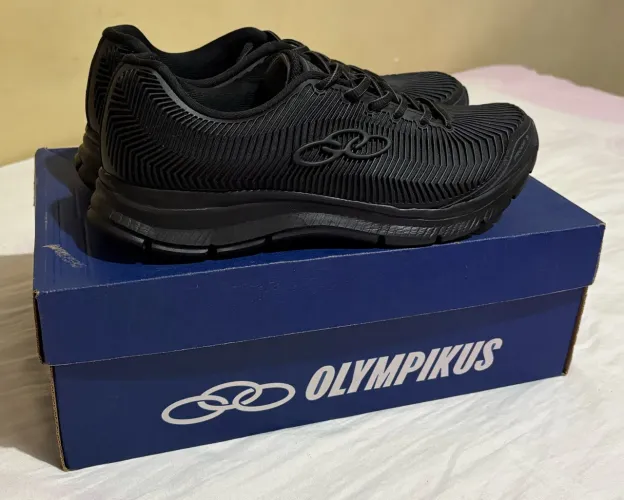 Tênis Olympikus Proof 3 nº 40 Novo + Meias Novas