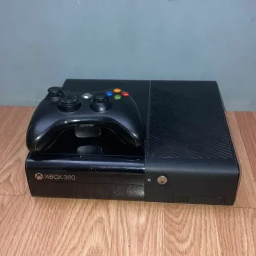 Xbox 360 super conservado