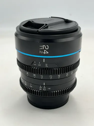 Lente Cine 24mm T1.2 - Sirui Nigth Walker Cine Lens MFT