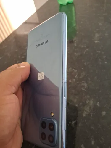 SAMSUNG M32. 128G