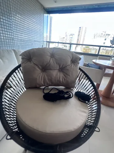 Vendo cadeira de balanço suapensa