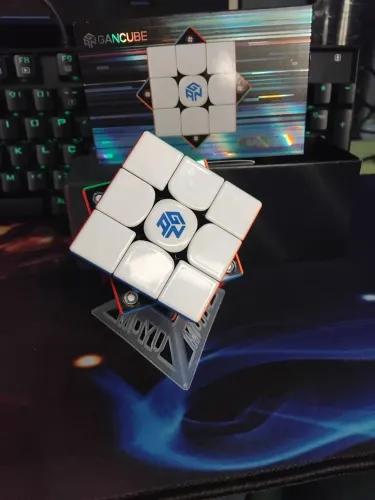 Cubo Mágico Gan v100 UV 3x3
