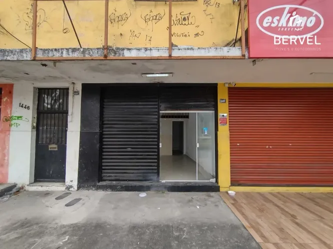 Ótima oportunidade - Loja para Alugar com - Excelente Localização no Campinho, RJ