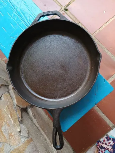 Frigideira de Ferro Fundido - Importada - Modelo Vintage Vendo frigideira de ferro fundido
