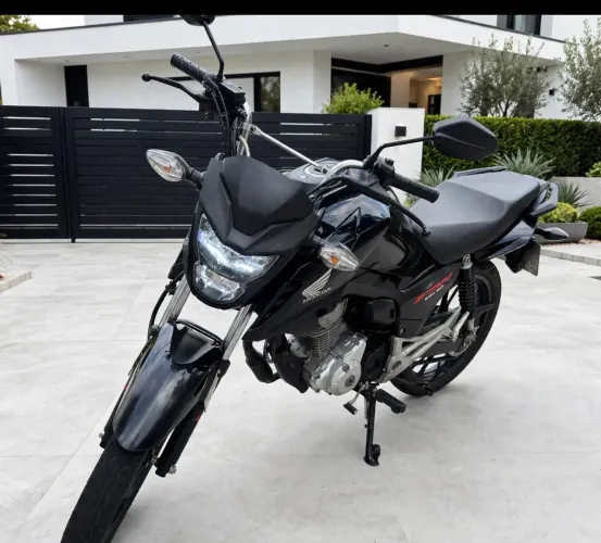 Honda CG 160 Fan 2025 pouco rodada oportunidade