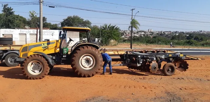 Locação trator agrícola grade