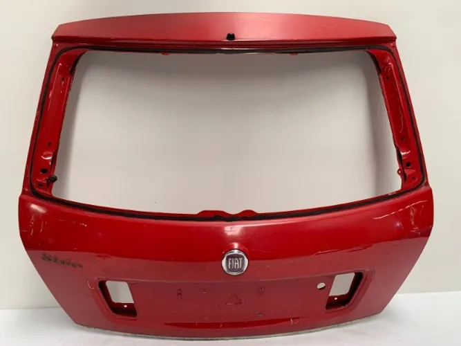 Porta Malas (Tampa Traseira) Fiat Stilo - Original/Usada- Vermelha