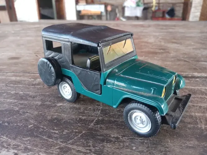 Miniatura jeep