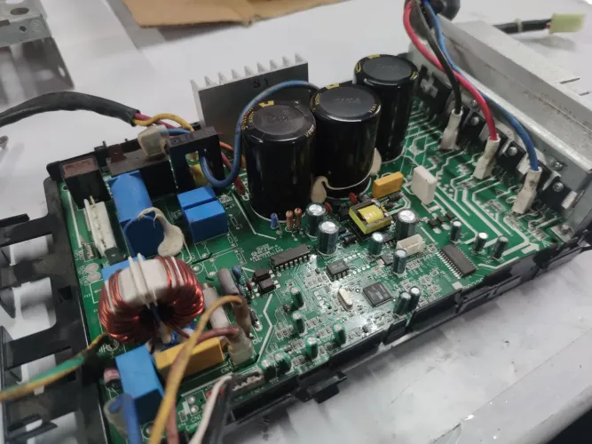 Placa Da Condensadora Midea 18k