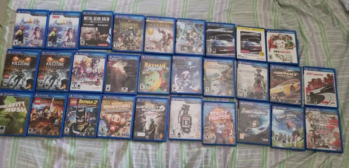 Vendo ou troco Jogos de Ps Vita 